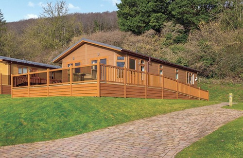 Cheddar Ski Chalet | Cheddar Lodge Premier WF