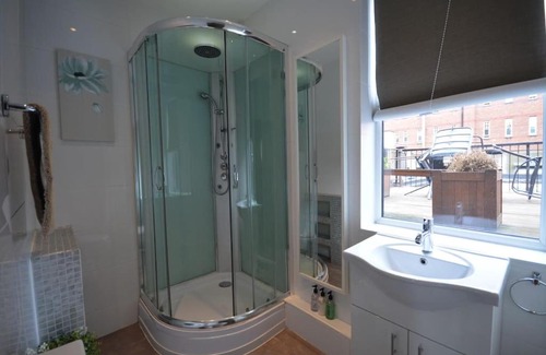 Camden Town with Primrose Hill Apartment | Cheerful 2 bed home with terrace in central Camden