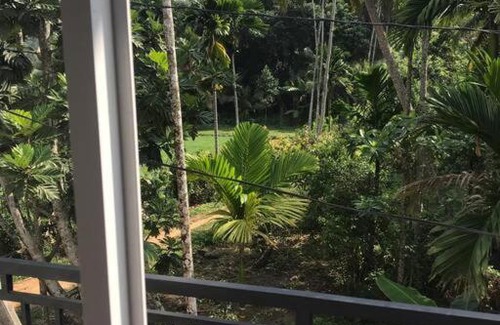 Wanchawala Apartment | Cheerful 2 Bedroom - entire 1st floor and rooftop for cheap