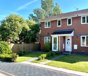Chester House | Cheerful 2-bedroom home with free parking