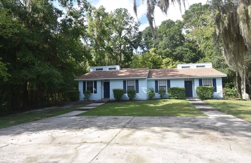 St. Marys House | Cheerful 2-bedroom 2 bath