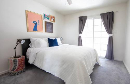 Northwest House | Cheerful 2 Bedroom Home near Virginia Wesleyan