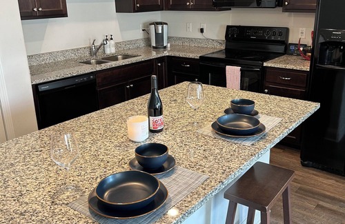 Richmond Hill House | Cheerful 3 Bedroom Townhouse