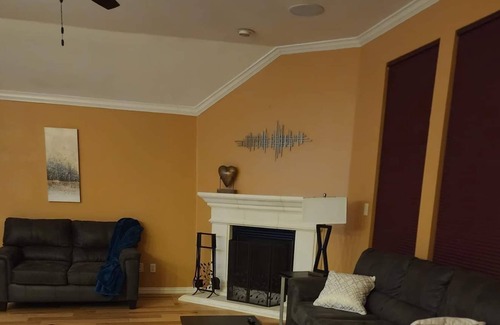 West Arlington House | Cheerful 3 bedroom home near Cowboys stadium