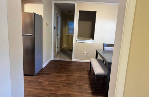 Portsmouth House | Cheerful 3-bedroom home with free parking.