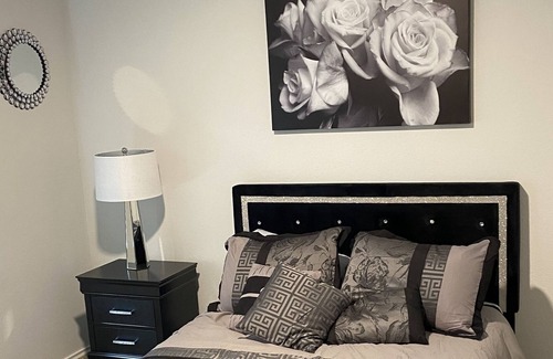 Huntsville House | Cheerful 4 Bedroom Home