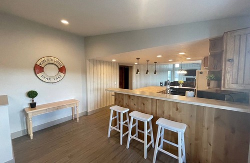 Sweetwater House | ⭐ Cheerful 5 bedroom home with amazing views ⭐