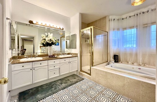 San Gabriel House | Cheerful 6 bedrooms house, great location close to everything
