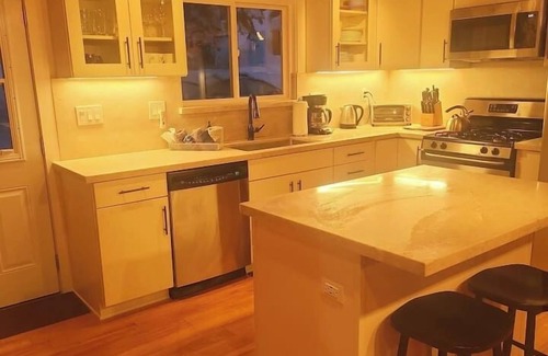 Tahoe Woods Cabin | Cheerful and bright Tahoe City Cabin close to all!