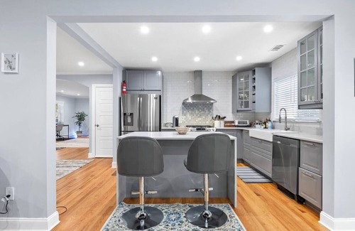 Lavista Park House | Cheerful , fully renovated home , close to everything