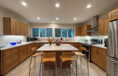 Town of Copake House | Cheerful Home with Stunning Views and Indoor Fireplace