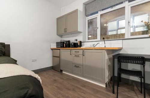 Moseley Apartment | Cheerful Moseley Studio - 2