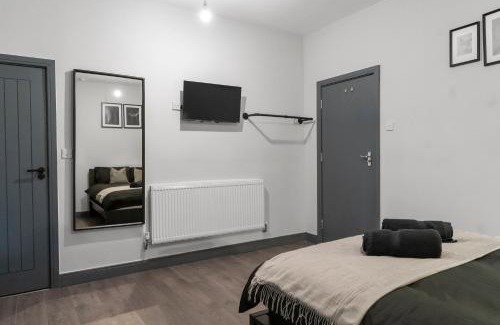 Moseley Apartment | Cheerful Moseley Studio - 2