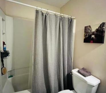 North San Antonio - SAT Bed & Breakfast | Cheerful Private Room With Pool
