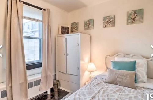 Wilkes-Barre House | Cheerful 3bedroom house with fireplace 🔥