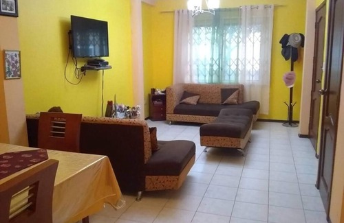 La Aurora House | Cheerful Villa at La Joya- Close to all the amenities