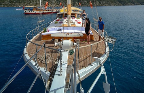 Fethiye City Center Boat Rental | Cheers Gulet Private Charter for overnight stays