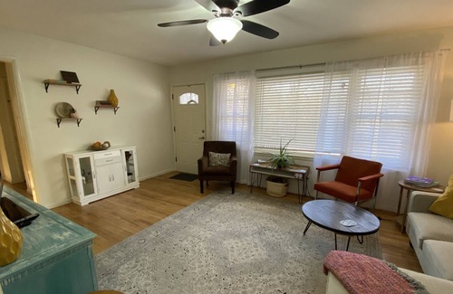 Kansas City House | Cheery bright home - easy access, centrally located in KC!