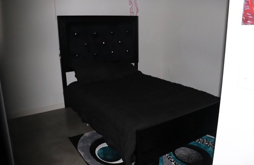 Westside Apartment | Chef Kay's Modern Midtown Gem