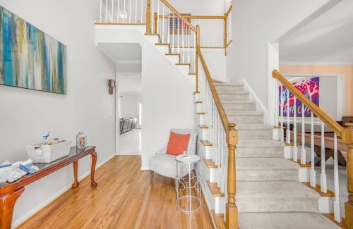 Charlotte House | Chelsea's Fun House-University Area!