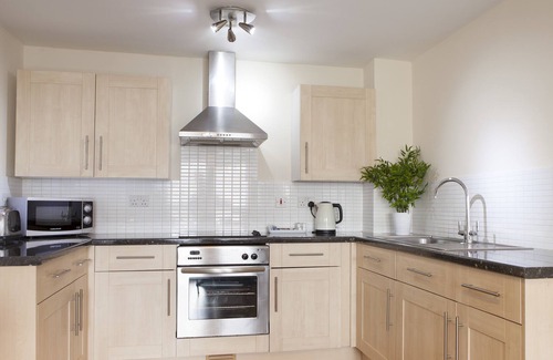 Cheltenham Apartment | Cheltenham Plaza