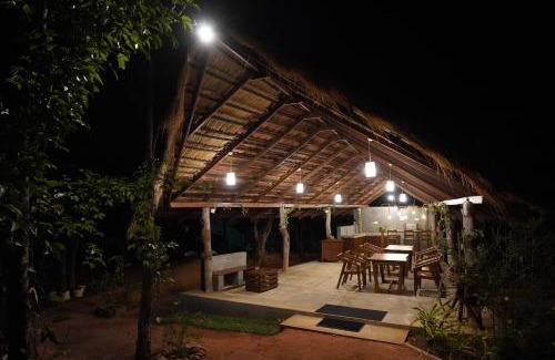 Habarana Ski Chalet | Chena Hut Habarana