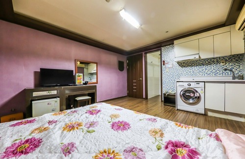 Cheonan Hotel | Cheonan White Castle