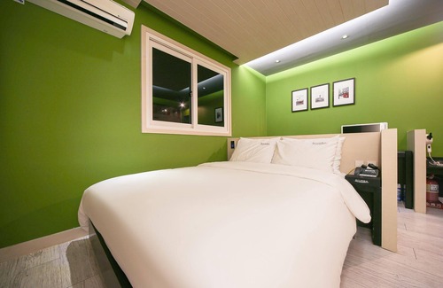 Cheongdo Hotel | Cheongdo Rivera Drive-in