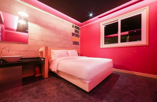 Cheongdo Hotel | Cheongdo Rivera Drive-in