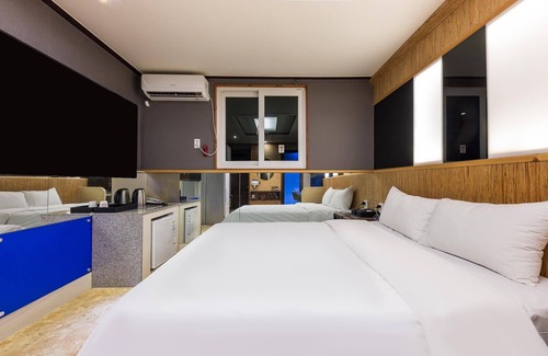Cheongju Hotel | Cheongju Bungmunro Tomato