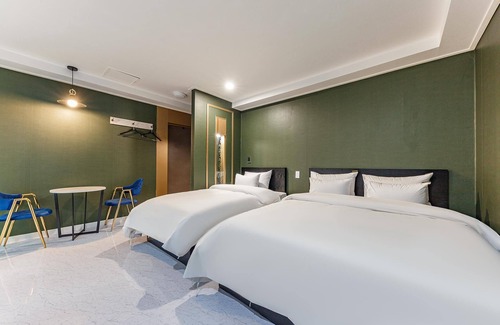 Cheongju Hotel | Cheongju Hotel Namuneulbo