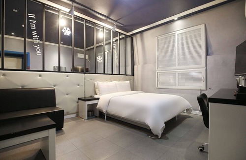 Cheongju Hotel | Cheongju Muze