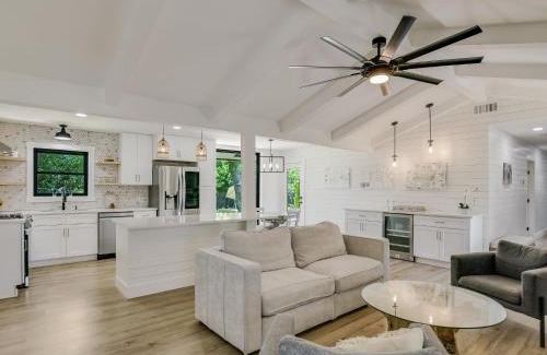 Round Rock House | Cherilliam Estate