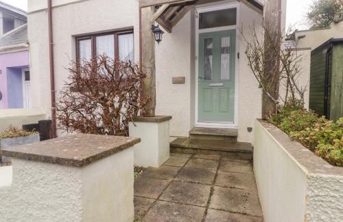 Pembroke Dock House | Cheriton