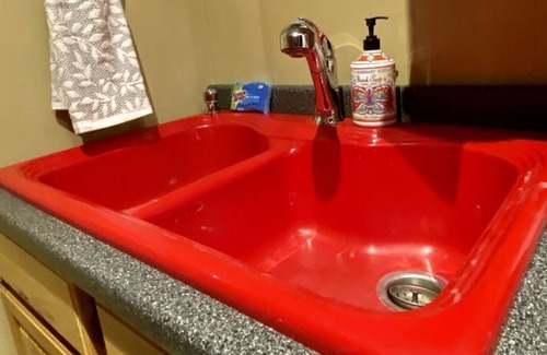 Bean Station House | Cherokee Lakefront Cottage Dock, Firepit, Hammock-Sleeps 4