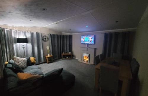 Morpeth House | Cherry Blossom Retreat