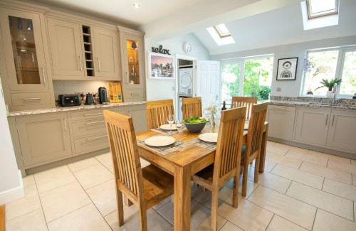 Wrexham House | Cherry Cottage