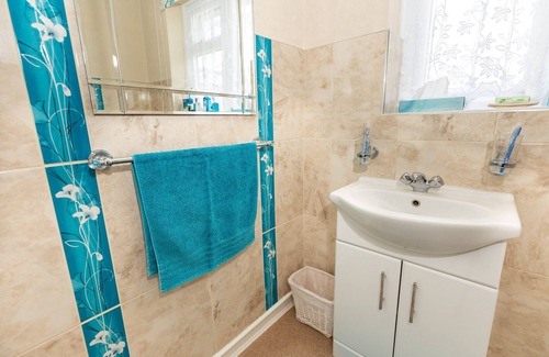 Folkestone Bed & Breakfast | Cherry Garden BnB