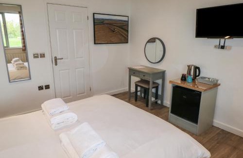 Cowbridge House | Cherry