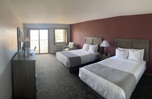 Sturgeon Bay Cabin | Cherry Hills Golf & Lodge