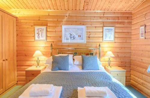 Kenwick House | Cherry Lodge- Uk37608