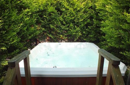 Swanage House | Cherry Log Cabin