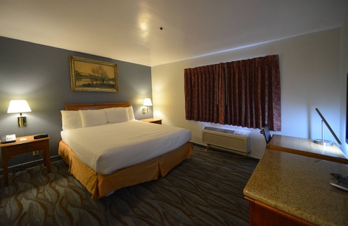 Ponderosa Park Hotel | Cherry Orchard Inn