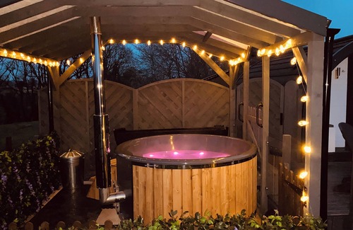 Lyth Hill Cottage | Cherry Pod
