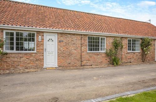 Burgh le Marsh House | Cherry - Uk47374