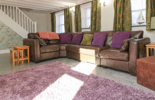 Goldsithney Cottage | CHERRYBROOK COTTAGE, pet friendly, with open fire in Goldsithney