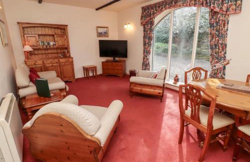 Akeld House | Cherryburn Cottage