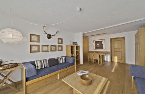 Celerina-Schlarigna Apartment | Chesa Chavriol - Celerina