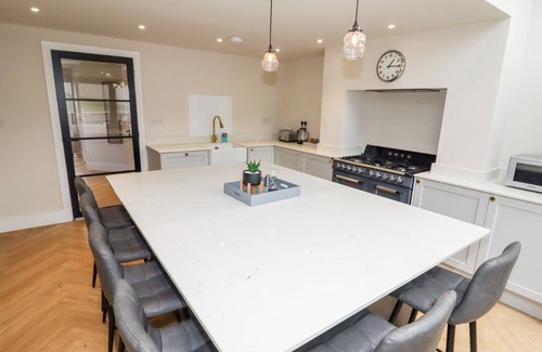 Buxton Cottage | Cheshire View