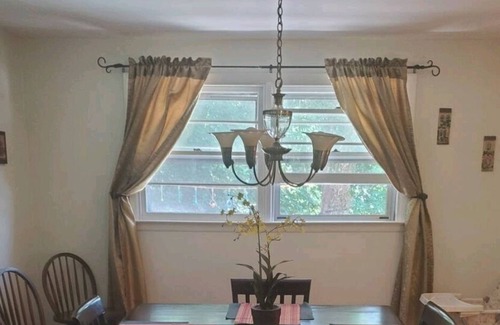 Chestnut Hill House | Chestnut Hill Rental Home